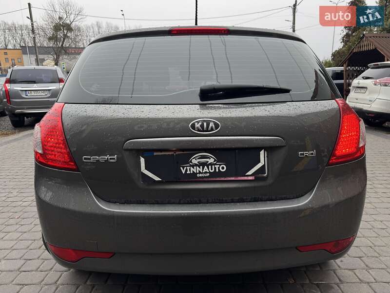 Хэтчбек Kia Ceed 2011 в Виннице