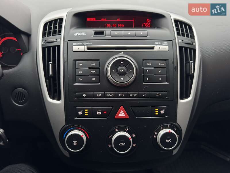 Хэтчбек Kia Ceed 2011 в Виннице