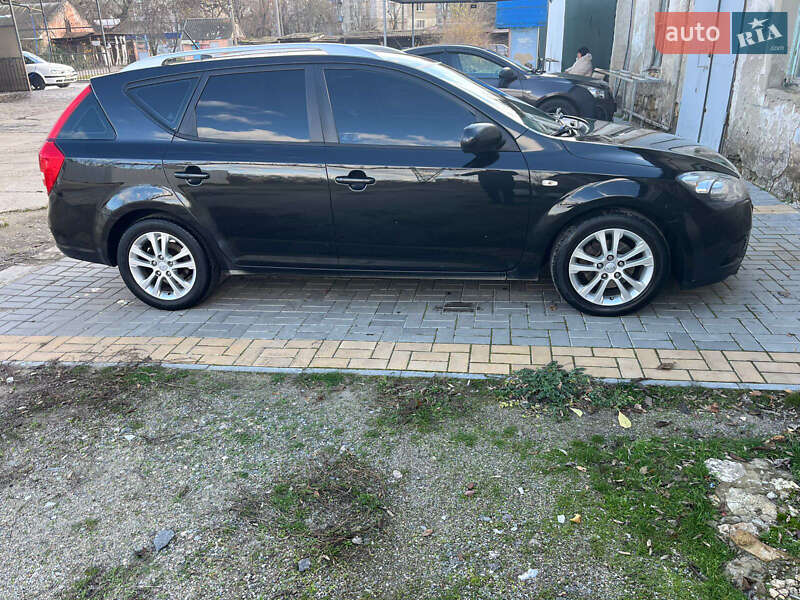 Универсал Kia Ceed 2009 в Николаеве фото 9 Универсал Kia Ceed 2009 в Николаеве