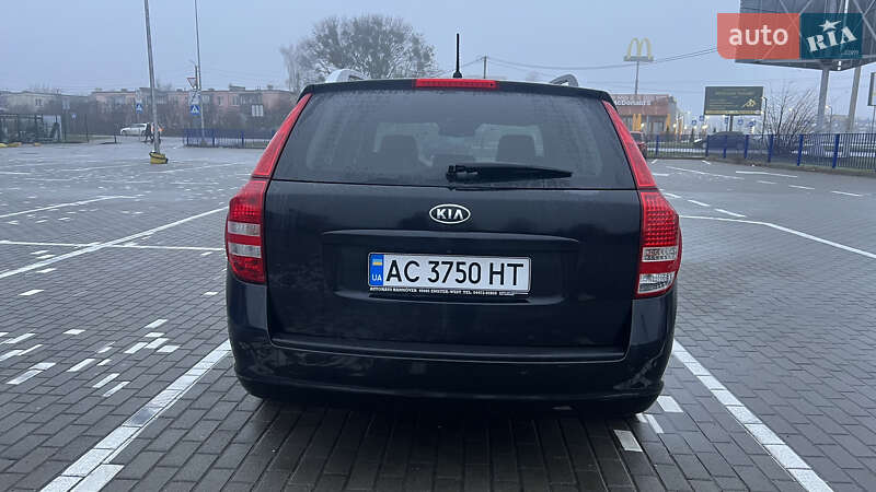 Універсал Kia Ceed 2011 в Ковелі