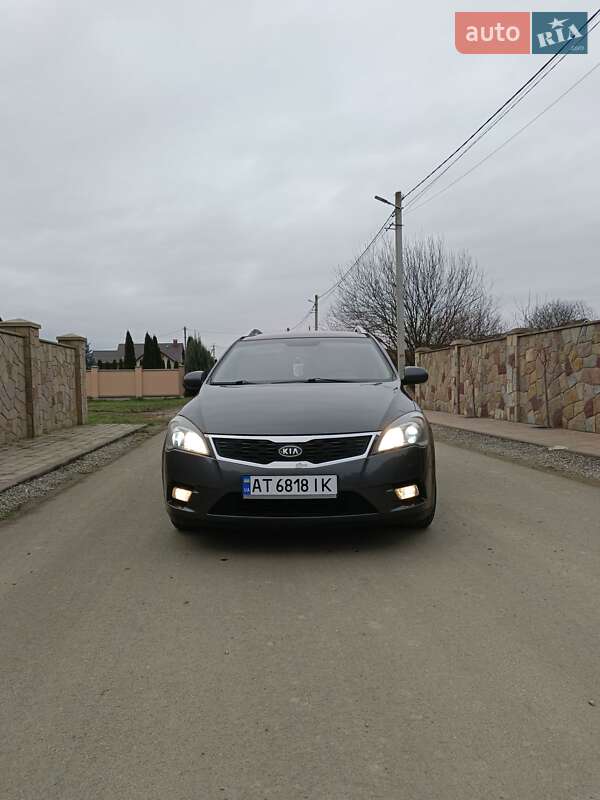 Универсал Kia Ceed 2011 в Ивано-Франковске