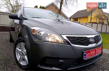 Універсал Kia Ceed 2011 в Луцьку