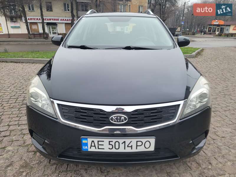 Універсал Kia Ceed 2009 в Кам'янському