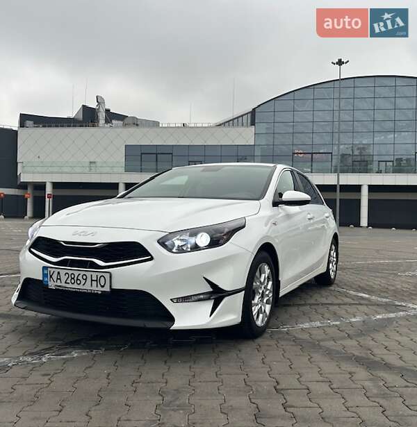 Хэтчбек Kia Ceed 2022 в Киеве