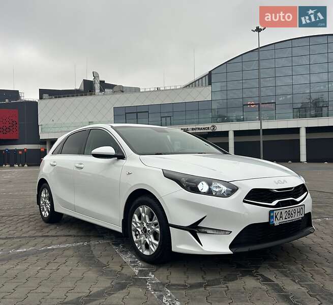 Хэтчбек Kia Ceed 2022 в Киеве