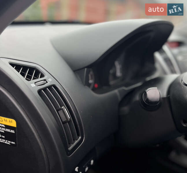 Универсал Kia Ceed 2011 в Житомире