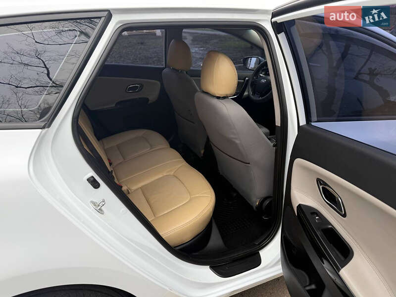 Универсал Kia Ceed 2013 в Харькове