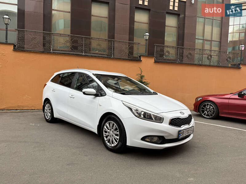 Універсал Kia Ceed 2013 в Одесі фото 2 Універсал Kia Ceed 2013 в Одесі