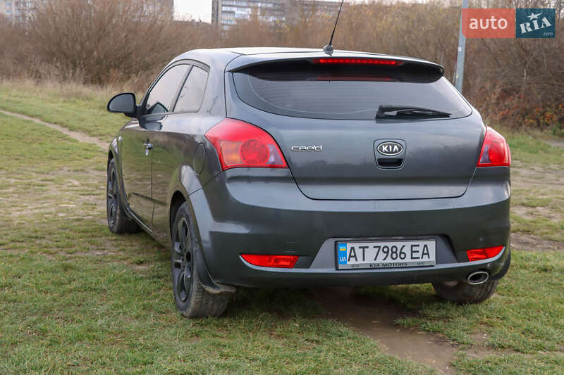 Хэтчбек Kia Ceed 2008 в Ивано-Франковске