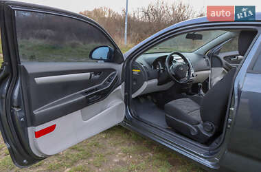 Хэтчбек Kia Ceed 2008 в Ивано-Франковске
