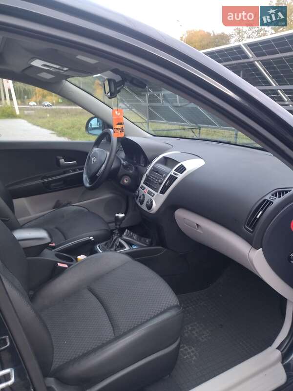 Универсал Kia Ceed 2007 в Виннице