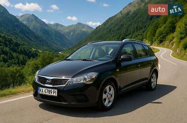 Универсал Kia Ceed 2010 в Киеве