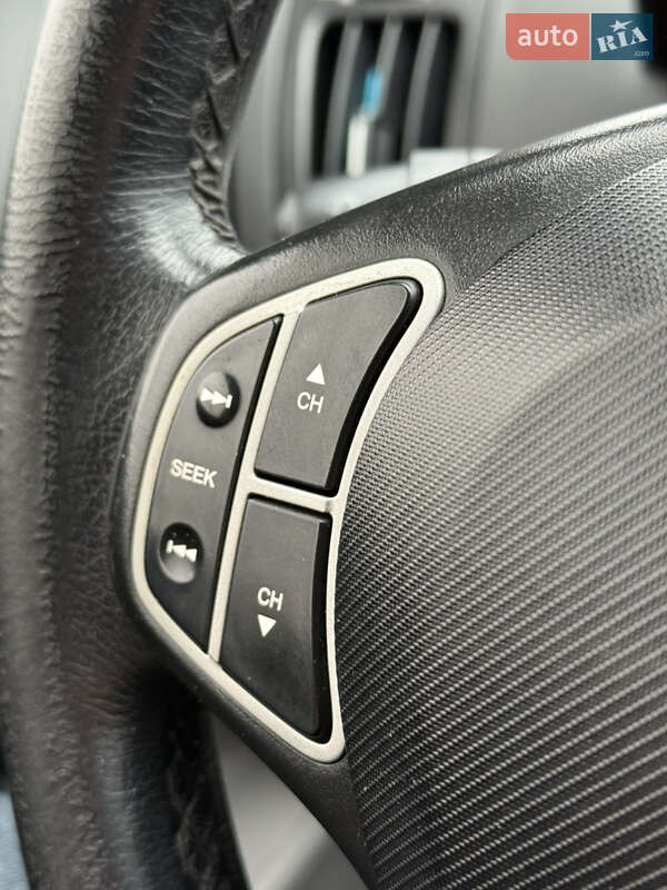 Хетчбек Kia Ceed 2008 в Кропивницькому