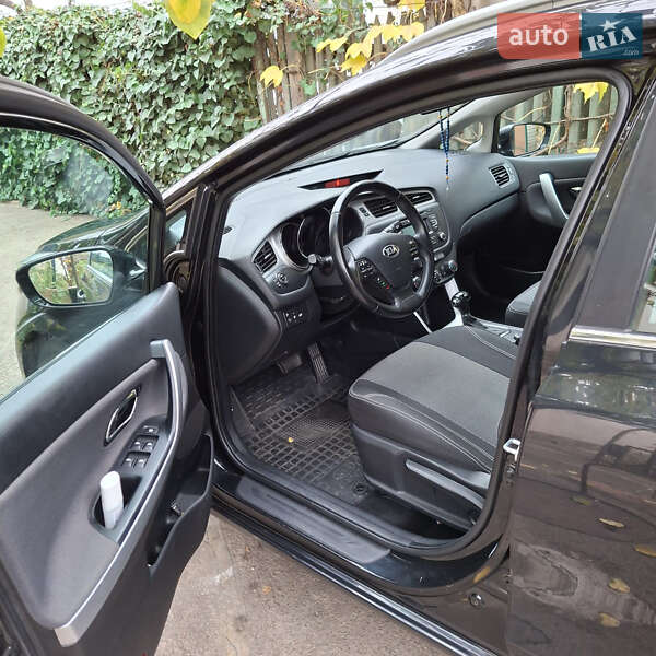 Универсал Kia Ceed 2013 в Херсоне фото 10 Универсал Kia Ceed 2013 в Херсоне