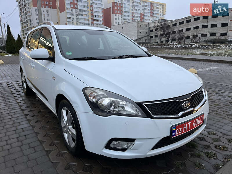 Универсал Kia Ceed 2012 в Харькове