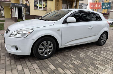 Хэтчбек Kia Ceed 2009 в Каменец-Подольском