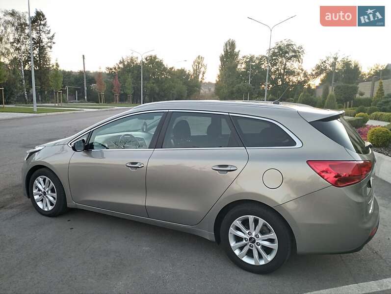 Универсал Kia Ceed 2016 в Черновцах фото 90 Универсал Kia Ceed 2016 в Черновцах