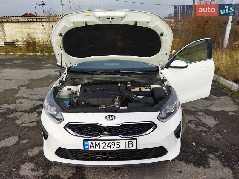Универсал Kia Ceed 2021 в Звягеле
