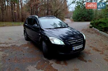 Универсал Kia Ceed 2007 в Новомосковске