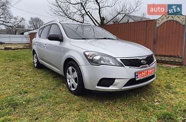 Универсал Kia Ceed 2010 в Киеве