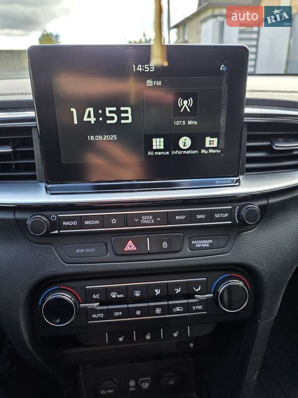 Хэтчбек Kia Ceed 2019 в Сарнах