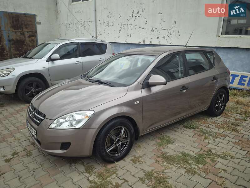 Хетчбек Kia Ceed 2008 в Одесі фото 8 Хетчбек Kia Ceed 2008 в Одесі
