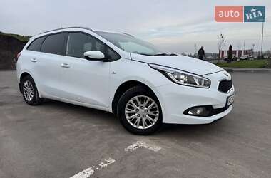 Універсал Kia Ceed 2013 в Дніпрі