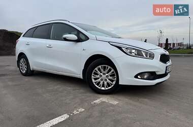 Універсал Kia Ceed 2013 в Дніпрі