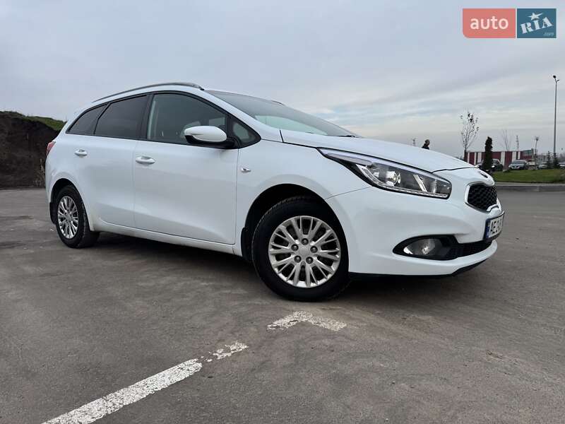 Универсал Kia Ceed 2013 в Днепре фото 6 Универсал Kia Ceed 2013 в Днепре