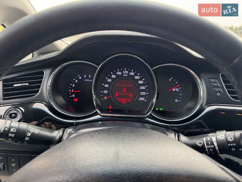 Универсал Kia Ceed 2013 в Днепре фото 20 Универсал Kia Ceed 2013 в Днепре