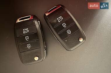 Універсал Kia Ceed 2013 в Дніпрі
