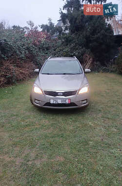 Универсал Kia Ceed 2011 в Ровно