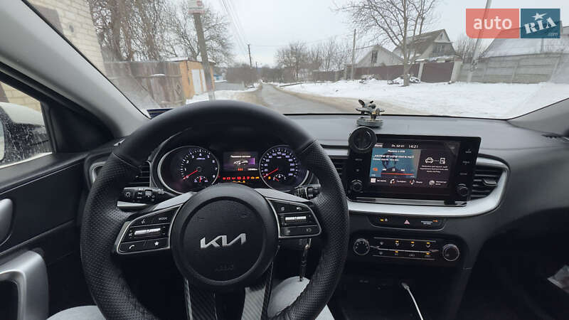 Универсал Kia Ceed 2023 в Киеве