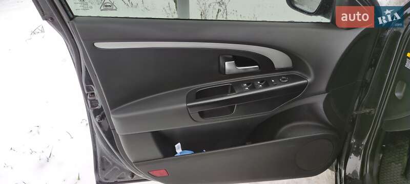 Универсал Kia Ceed 2010 в Виннице