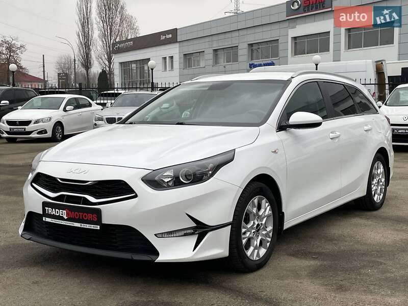 Универсал Kia Ceed 2022 в Киеве