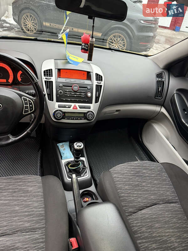 Хэтчбек Kia Ceed 2008 в Харькове фото 8 Хэтчбек Kia Ceed 2008 в Харькове