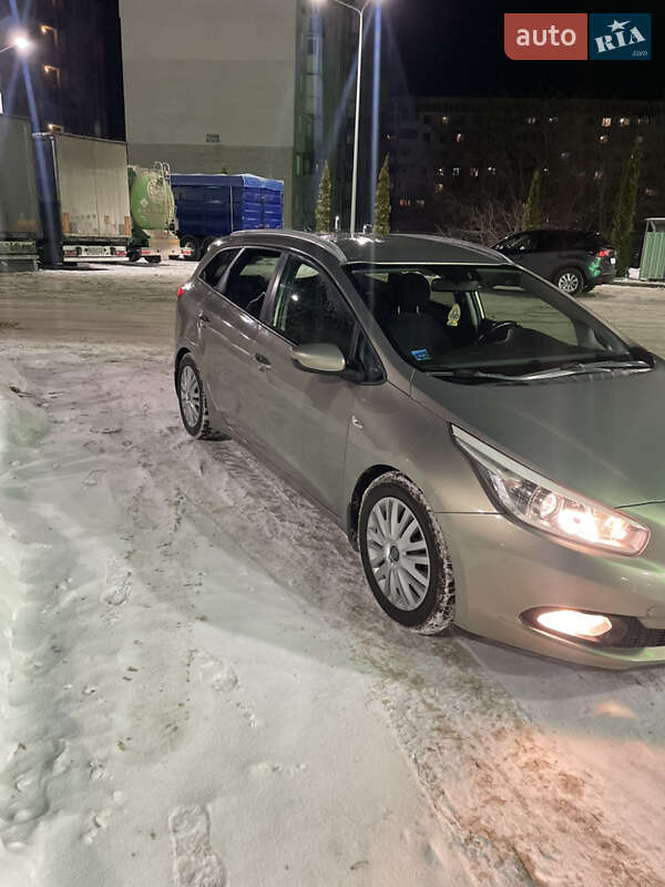 Універсал Kia Ceed 2013 в Житомирі