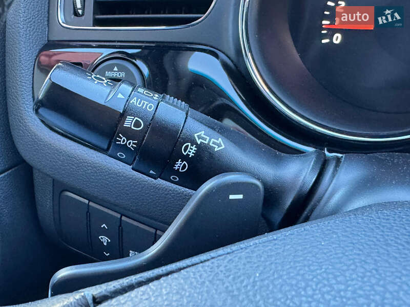 Хэтчбек Kia Ceed 2012 в Львове