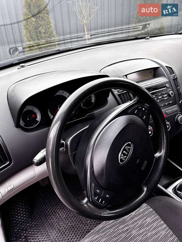 Универсал Kia Ceed 2008 в Дрогобыче