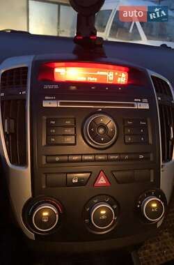 Универсал Kia Ceed 2010 в Красном