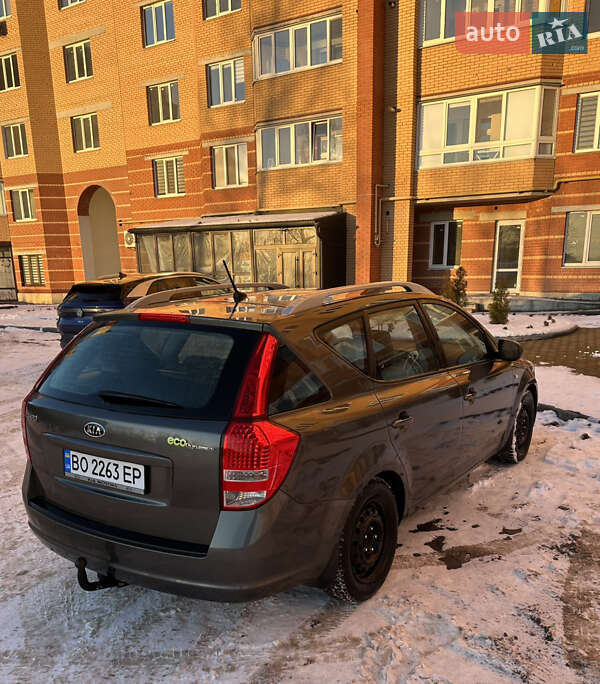 Універсал Kia Ceed 2011 в Тернополі