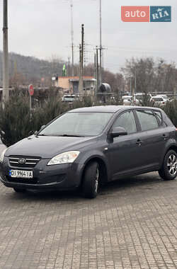 Хэтчбек Kia Ceed 2007 в Полтаве