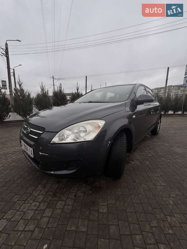Хэтчбек Kia Ceed 2007 в Полтаве
