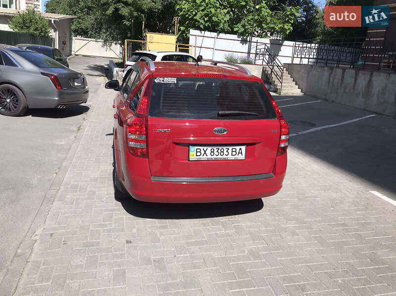 Универсал Kia Ceed 2008 в Хмельницком