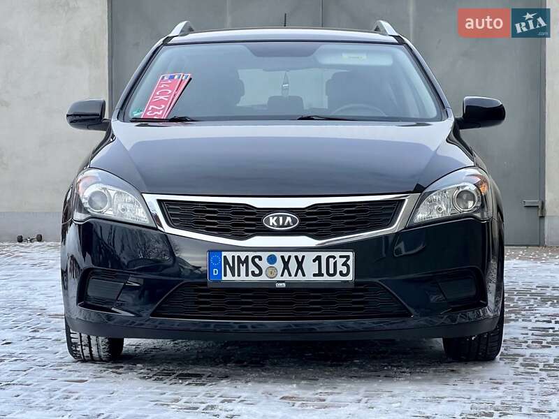 Универсал Kia Ceed 2010 в Умани