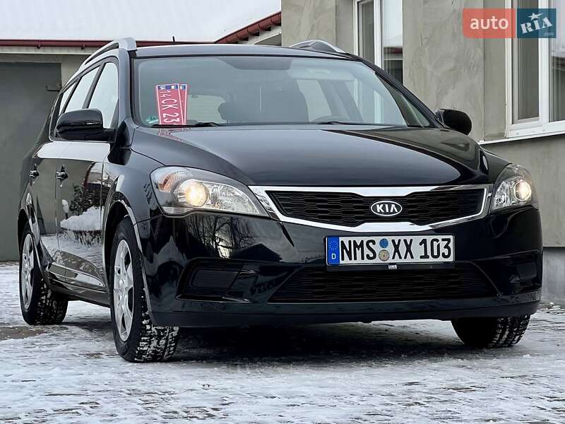 Универсал Kia Ceed 2010 в Умани