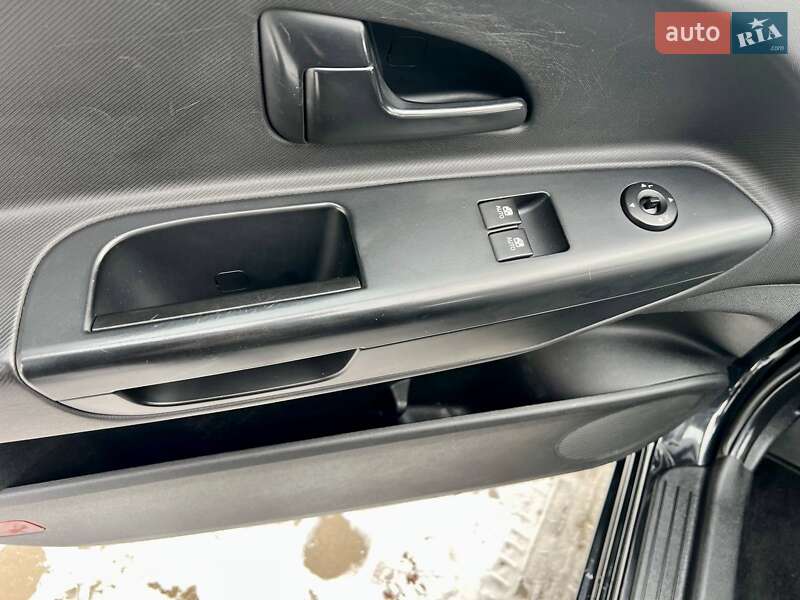 Универсал Kia Ceed 2010 в Умани