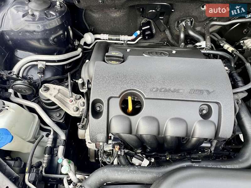 Универсал Kia Ceed 2010 в Умани