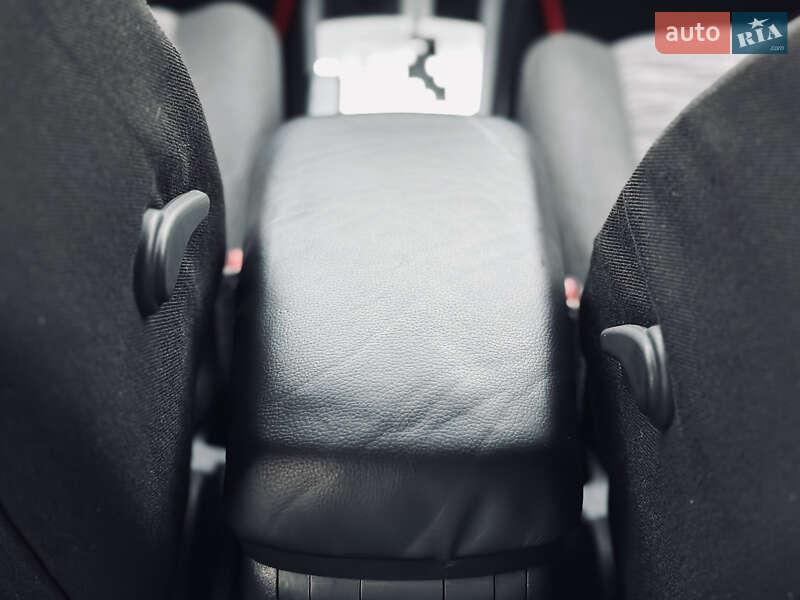 Хэтчбек Kia Ceed 2007 в Кременчуге