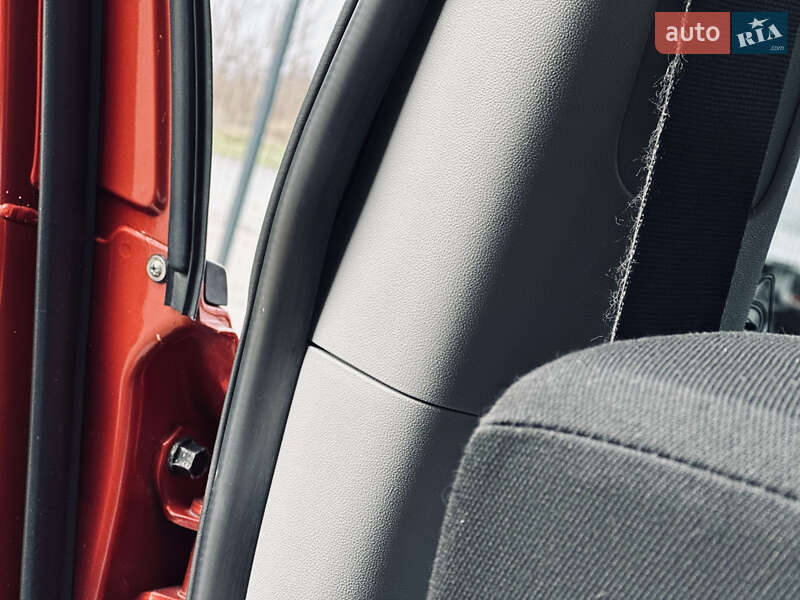 Хэтчбек Kia Ceed 2007 в Кременчуге